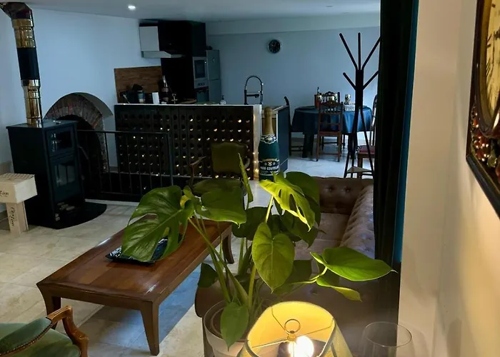 Maison De Champenoise